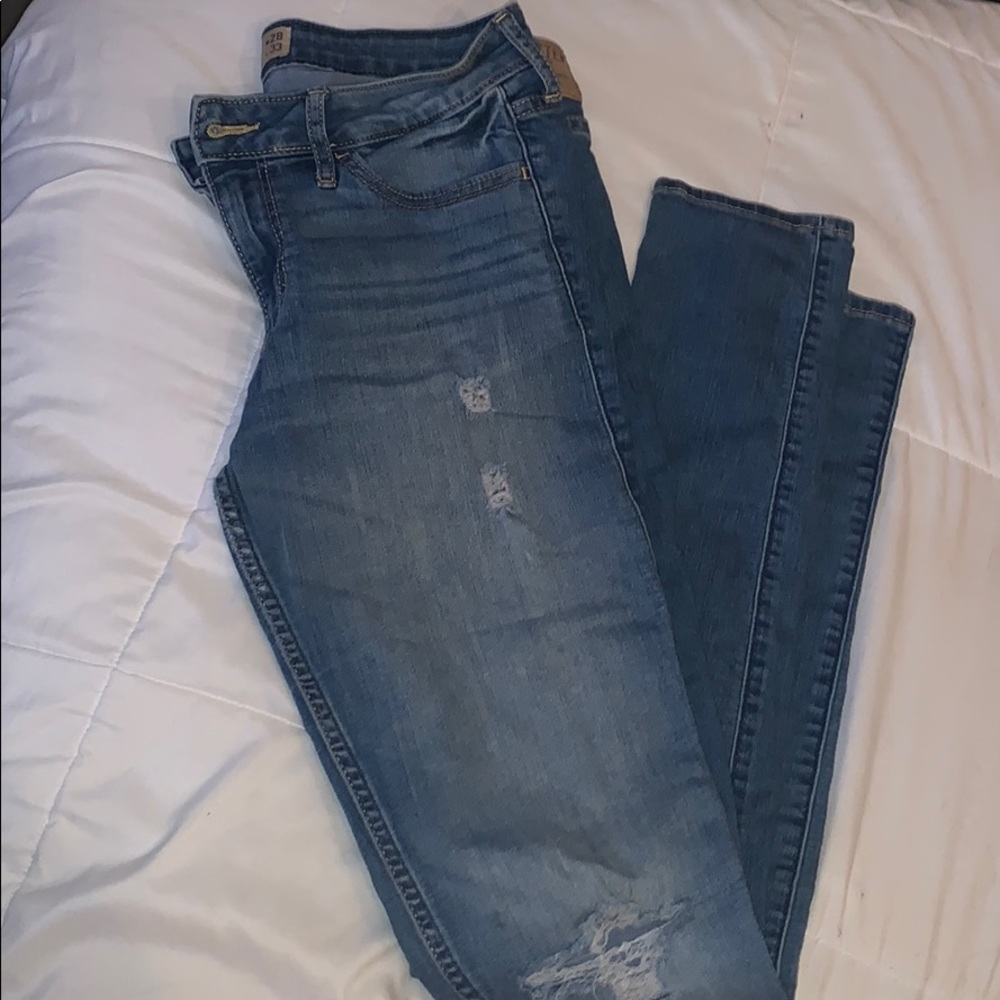 Hollister Jeans - Picture 1 of 2